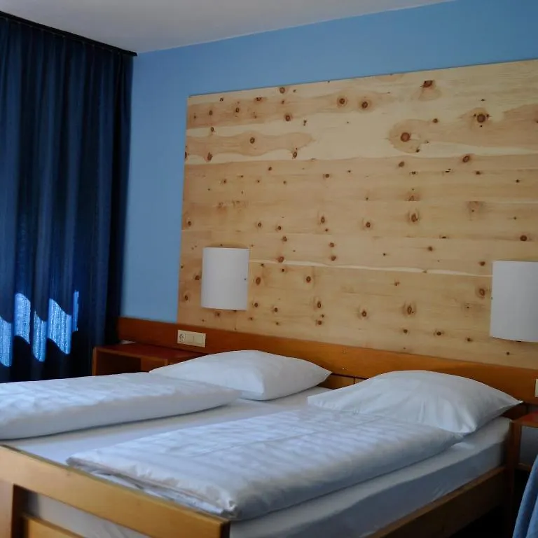 Hotel Leitgebhof Инсбрук Гостевой дом